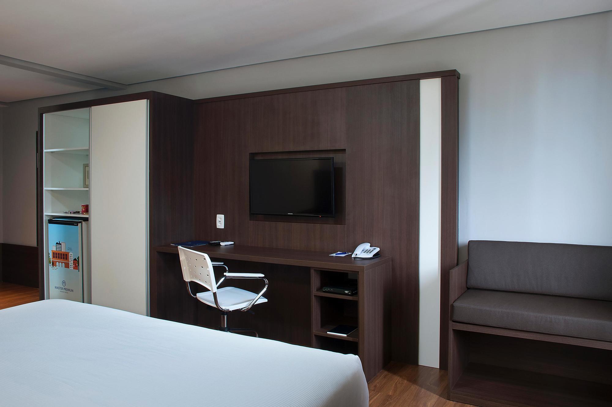 Master Grande Hotel - Proximo Ao Palacio Do Governo Porto Alegre Kültér fotó